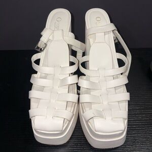 Elegant White Strappy Sandals